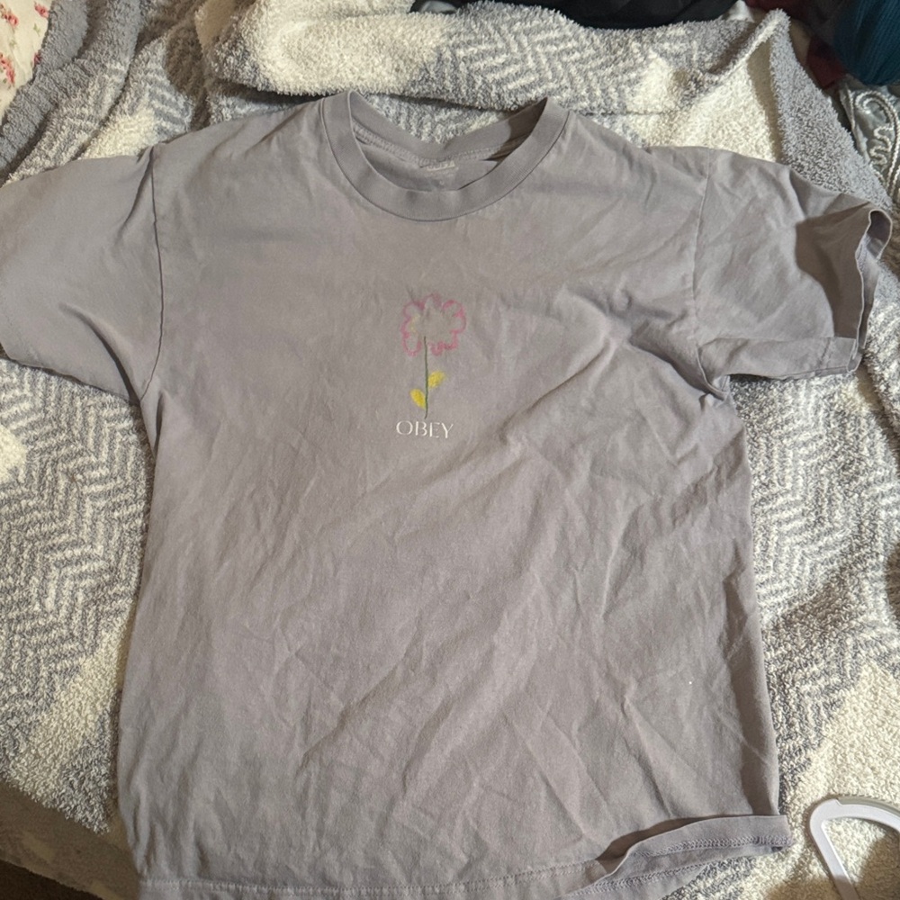 Obey men’s T-Shirt with Floral Design